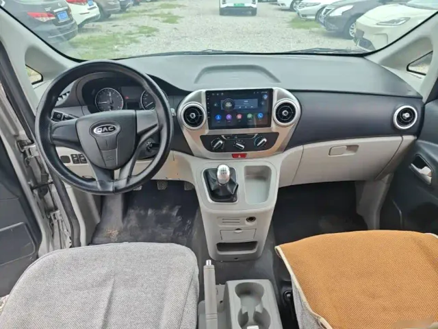 JAC Refine M3 — Фото автомобиля 9