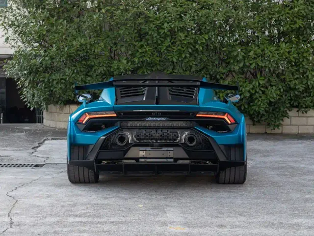 Lamborghini Huracan — Фото автомобиля 5