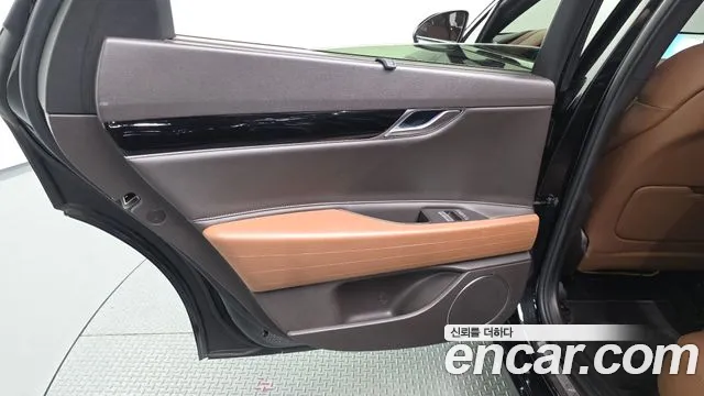 Genesis G80 RG3 — Фото автомобиля 14