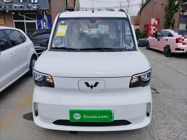 Wuling Zhiguang NEV — Фото автомобиля 2
