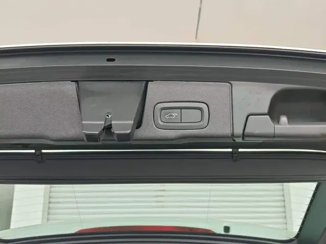 Volvo XC60 — Фото автомобиля 21