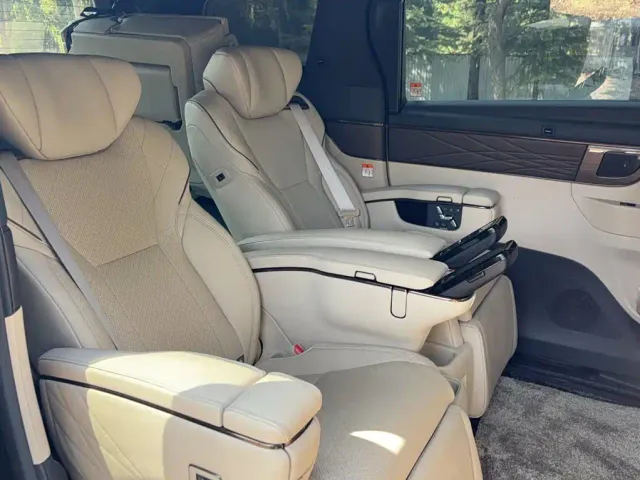Toyota Alphard — Фото автомобиля 19