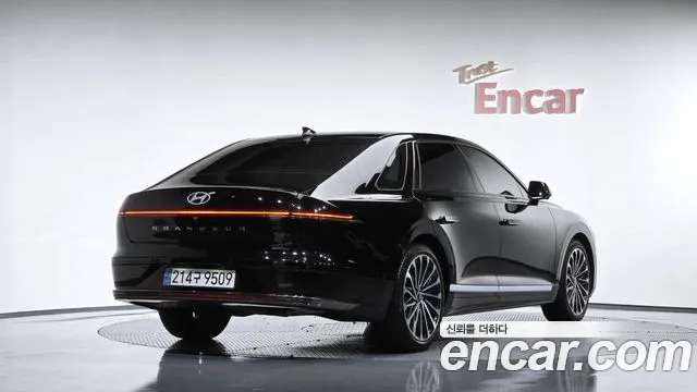 Hyundai Grandeur GN7 — Фото автомобиля 2