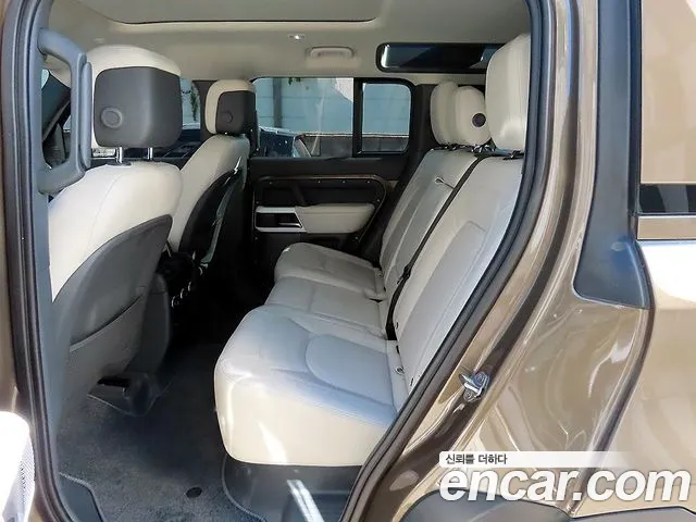 Land Rover Defender L663 — Фото автомобиля 11