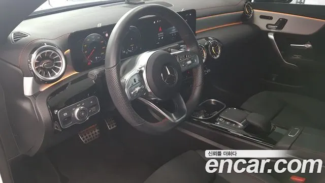 Mercedes-Benz CLA-Class — Фото автомобиля 13