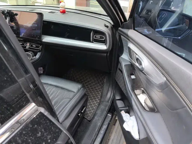 GAC Trumpchi GS8 — Фото автомобиля 19