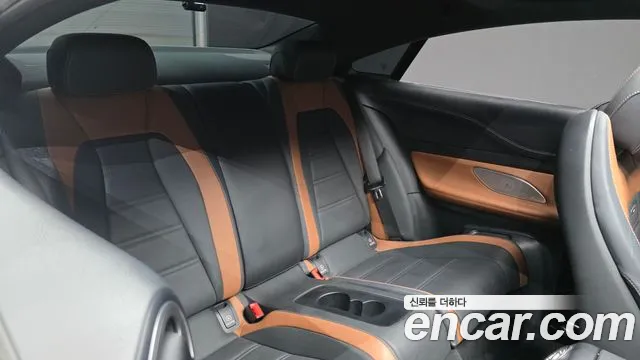 Mercedes-Benz E-Class — Фото автомобиля 7