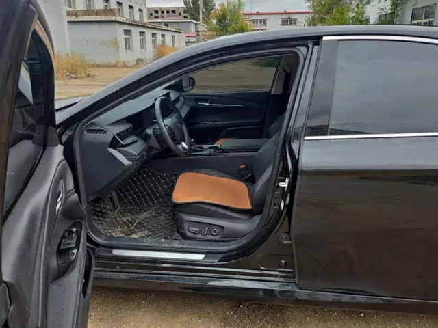 Toyota Camry — Фото автомобиля 9