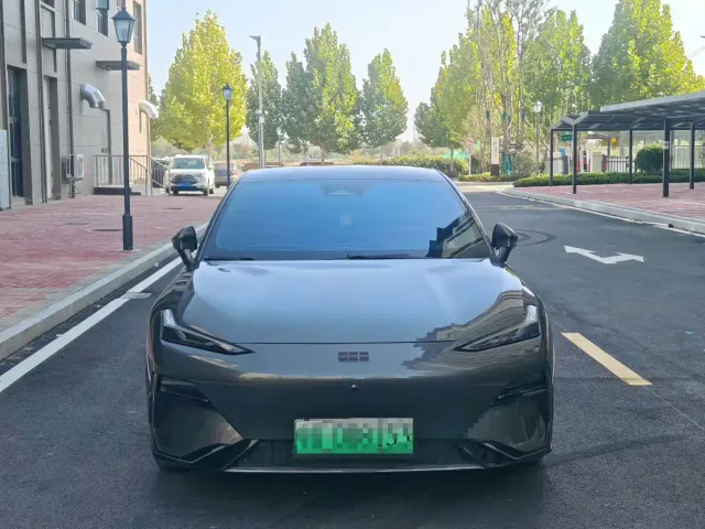 Geely Galaxy E8 — Фото автомобиля 2