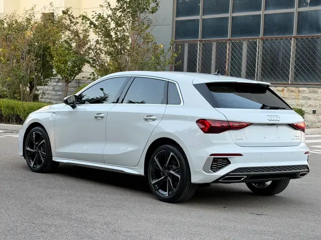 Audi A3 — Фото автомобиля 4