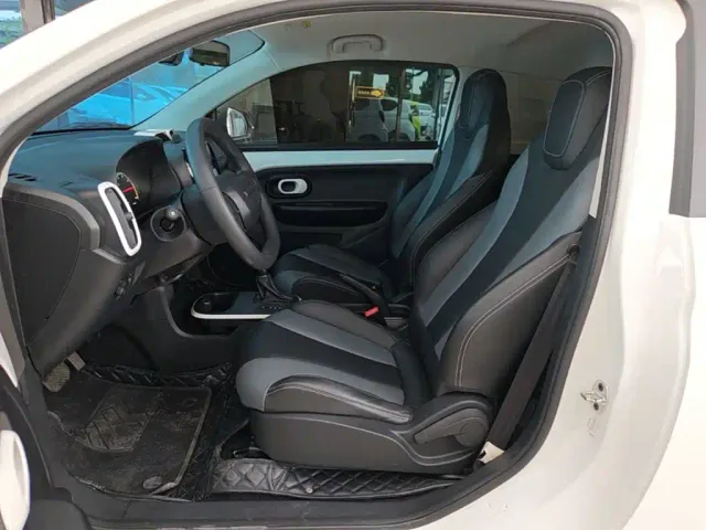 Roewe Clever — Фото автомобиля 14