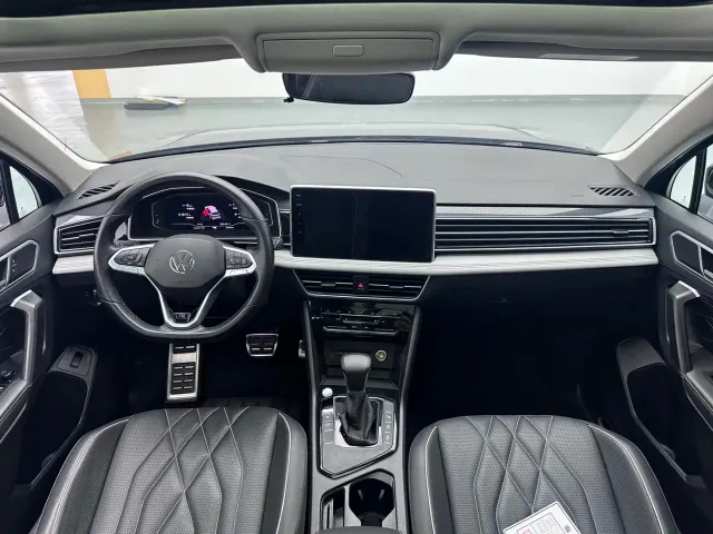 Volkswagen Tiguan L — Фото автомобиля 9