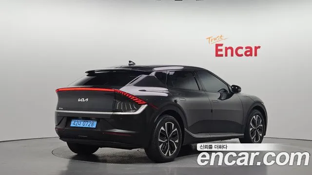 Kia EV6 — Фото автомобиля 2
