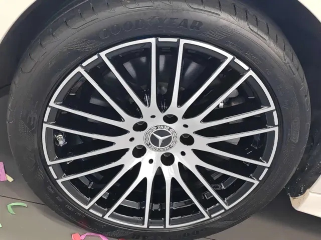 Mercedes-Benz C-Class — Фото автомобиля 19