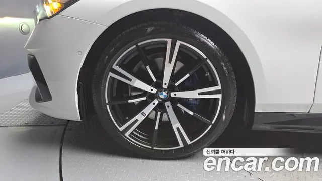 BMW 5-Series 5 серия (G60) 530i xDrive M Sport — Фото автомобиля 4