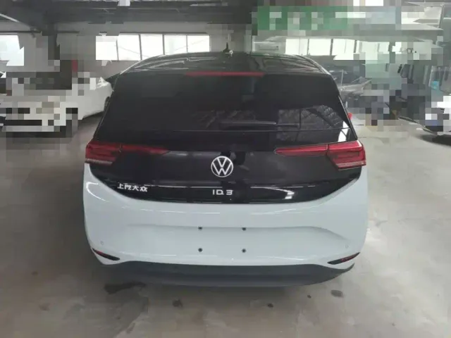 Volkswagen ID.3 — Фото автомобиля 5