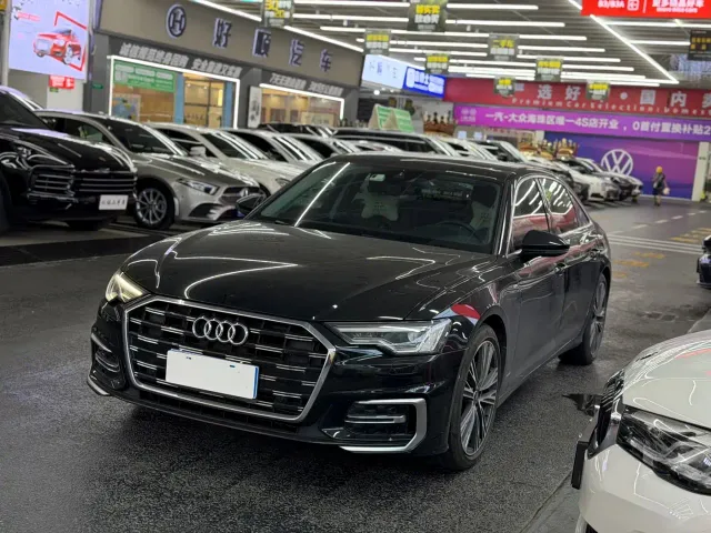 Фотография автомобиля — Audi A6L