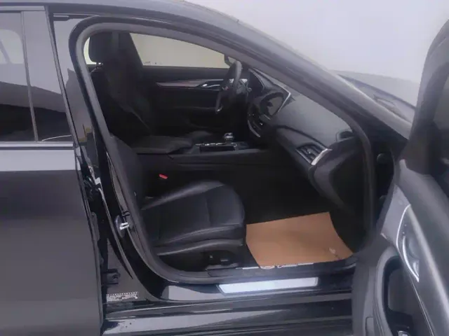 Cadillac CT5 — Фото автомобиля 8