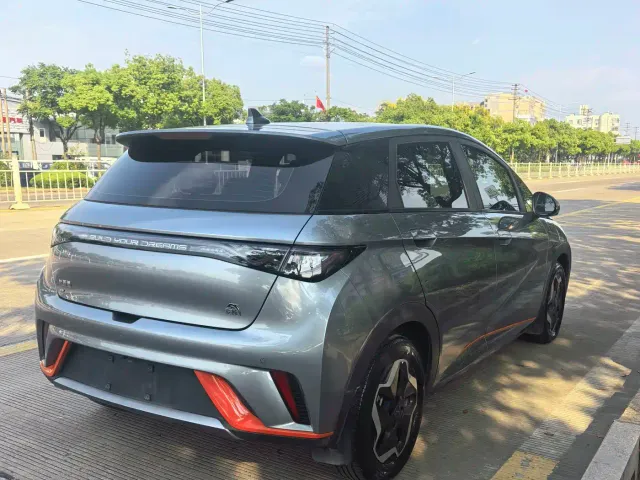 BYD Dolphin — Фото автомобиля 9