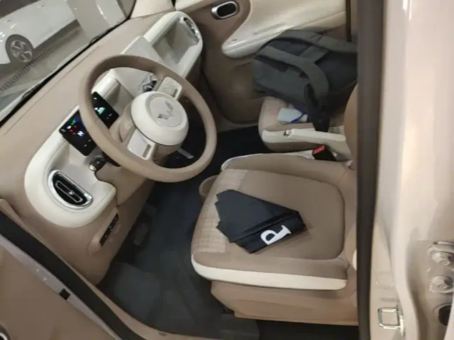Wuling Hongguang Mini EV — Фото автомобиля 10