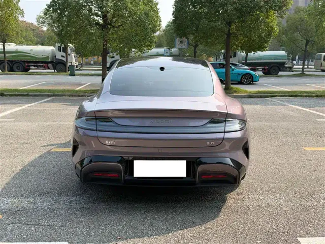 Xiaomi SU7 — Фото автомобиля 14