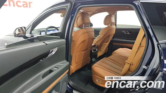 Genesis GV80 2.5T Бензин AWD — Фото автомобиля 12