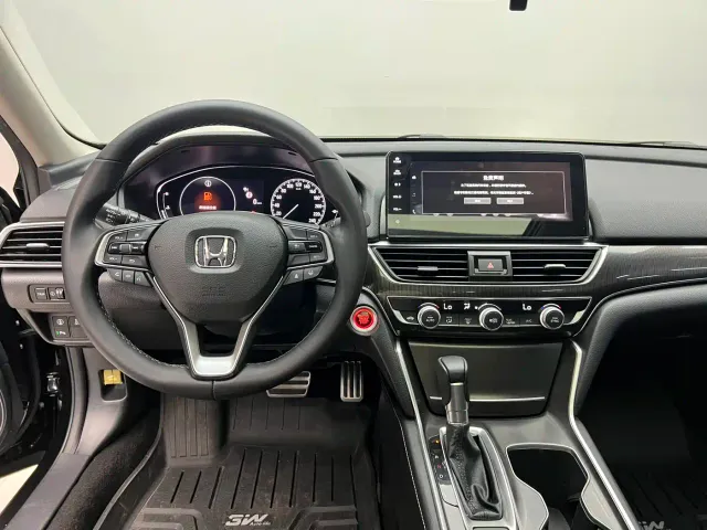 Honda Accord — Фото автомобиля 19