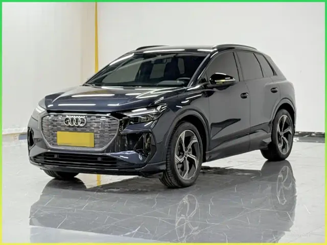 Фотография автомобиля — Audi Q4 e-tron