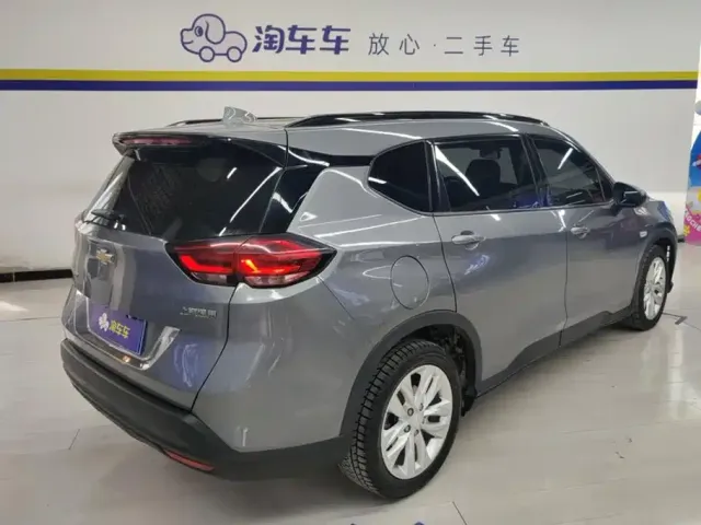 Chevrolet Orlando — Фото автомобиля 3