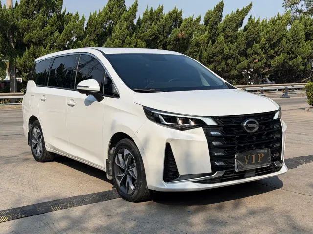 GAC Trumpchi M6 — Фото автомобиля 2