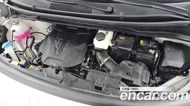 Hyundai Staria Staria L3.5 Tourer 11 мест — Фото автомобиля 4