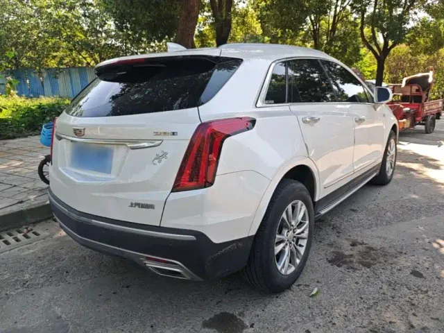 Cadillac XT5 — Фото автомобиля 4