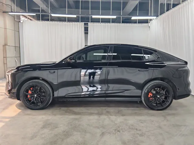 IM Motors LS6 — Фото автомобиля 14