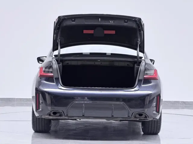 BMW 3 Series — Фото автомобиля 18