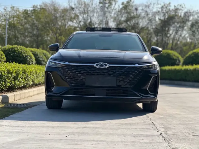Chery Arrizo 8 — Фото автомобиля 6