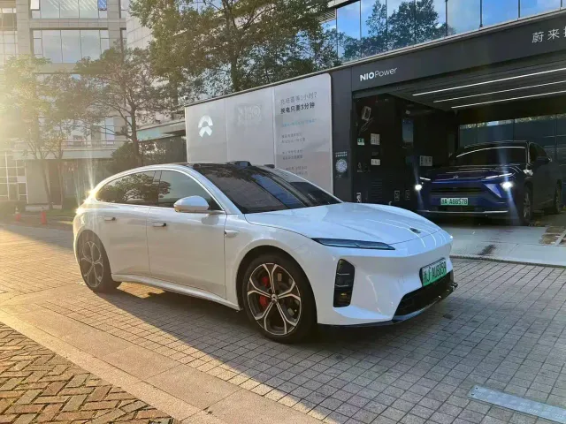 Nio ET5 Touring — Фото автомобиля 3