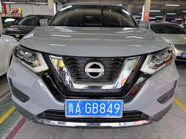 Nissan X-Trail — Фото автомобиля 2