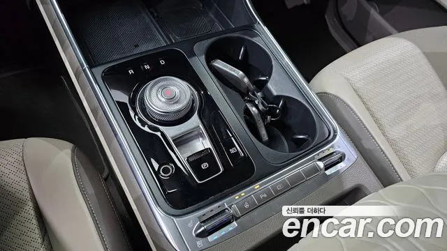 Kia Canival Новый Carnival 4 поколение Бензин 7 мест Signature — Фото автомобиля 9