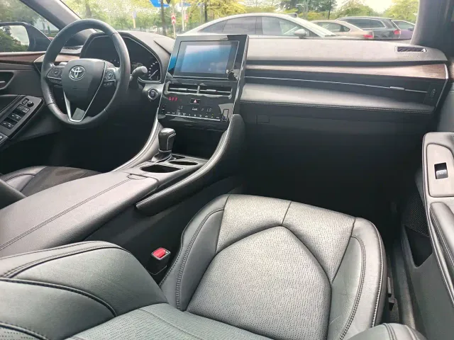 Toyota Avalon — Фото автомобиля 13