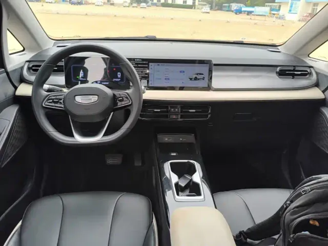 Geely Geometry E Firefly — Фото автомобиля 9