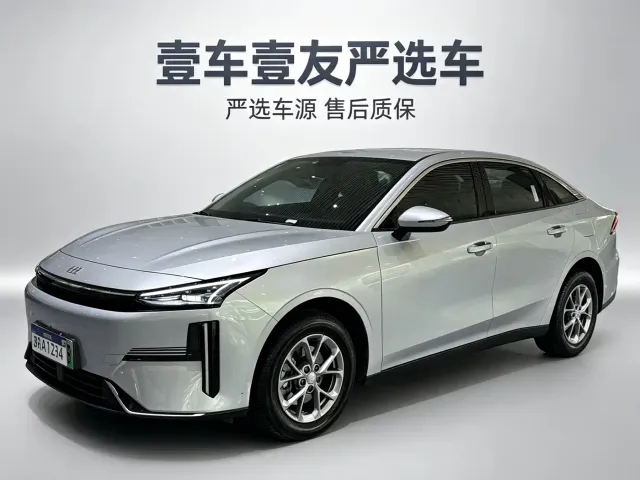 Фотография автомобиля — Geely Galaxy L6