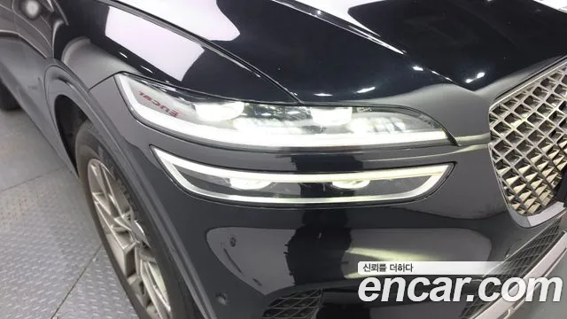 Genesis GV70 — Фото автомобиля 7