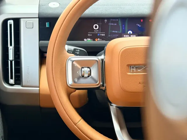 iCAR V27 — Фото автомобиля 11