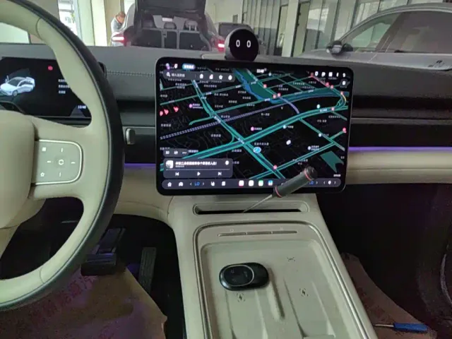 Nio EC6 — Фото автомобиля 12