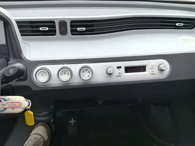 Wuling Hongguang Mini EV — Фото автомобиля 12