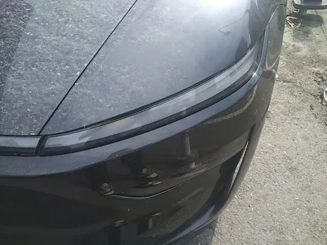 Tesla Model Y — Фото автомобиля 17