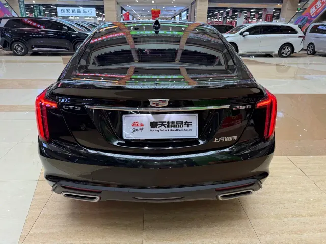 Cadillac CT5 — Фото автомобиля 6