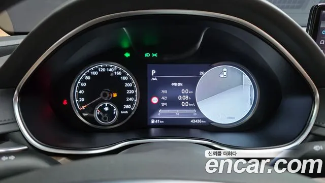Genesis G80 Бензин 2.5 турбо AWD — Фото автомобиля 8
