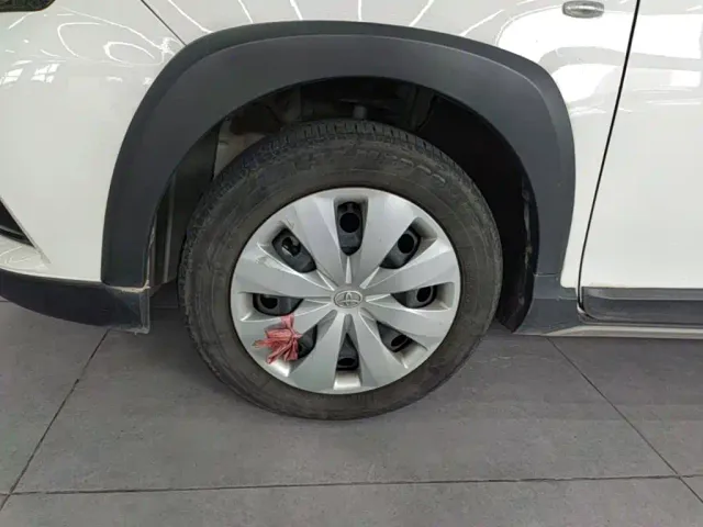 Toyota YARiS L Zhi Xuan — Фото автомобиля 22