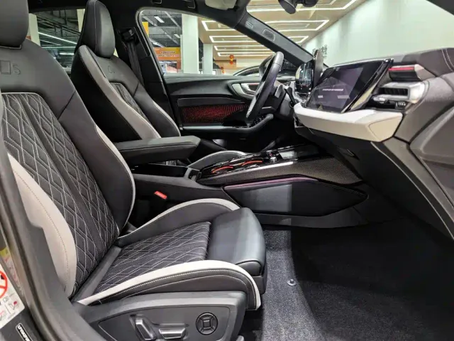 Audi A5L — Фото автомобиля 17